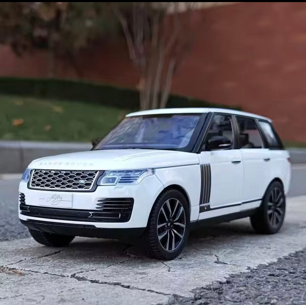 Kaufen blanc RANGE ROVER SPORT MINIATUR 1:24