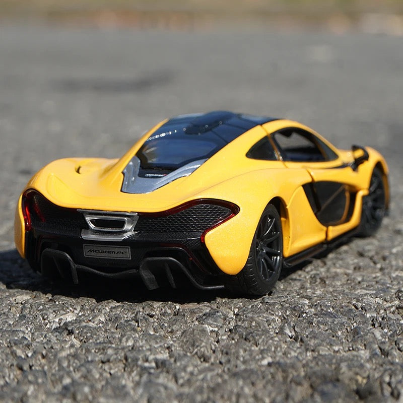 Miniature McLaren P1 1:24 - Povcars