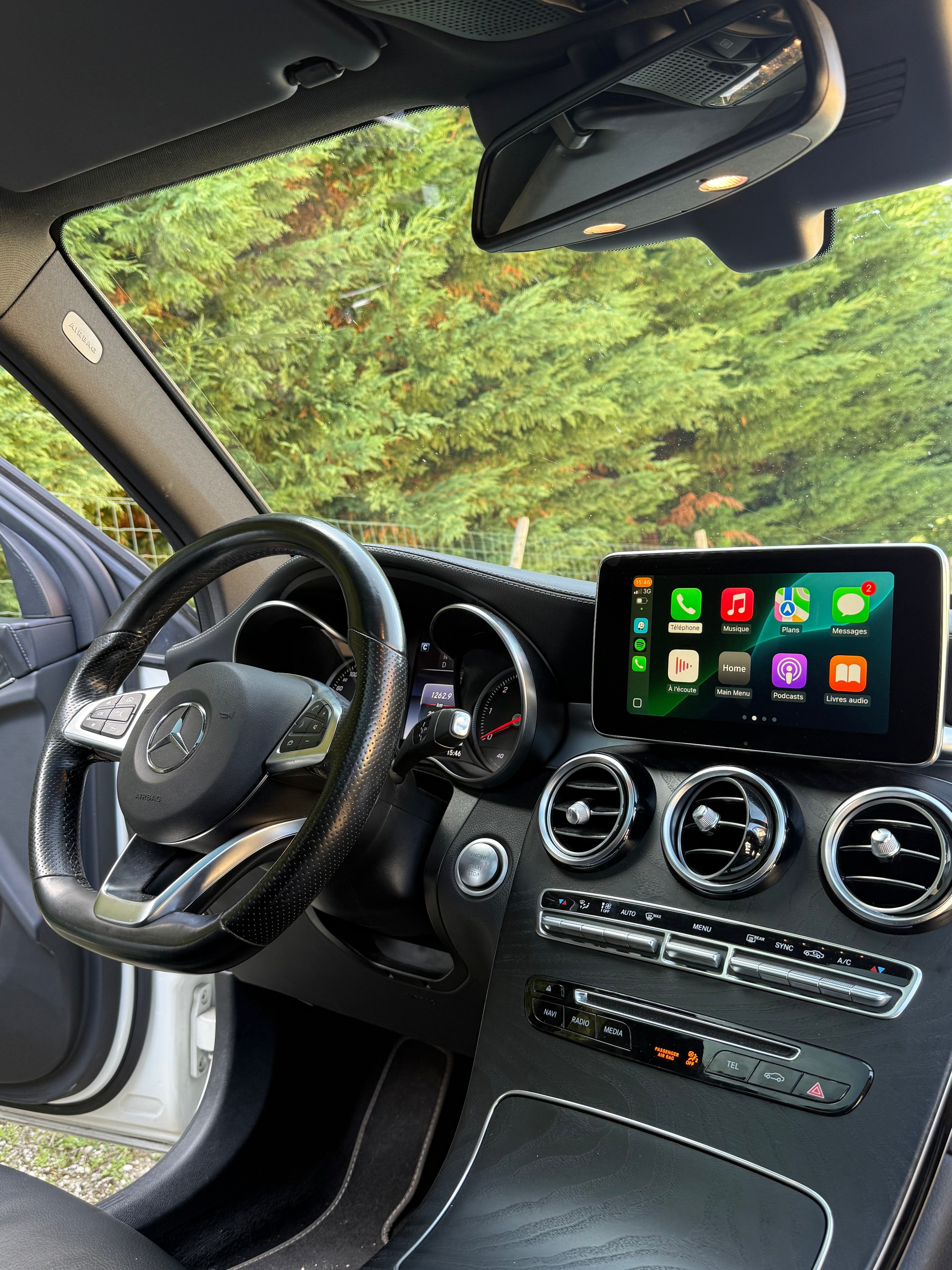 Installation à domicile écran CarPlay Android Auto et caméra de recul