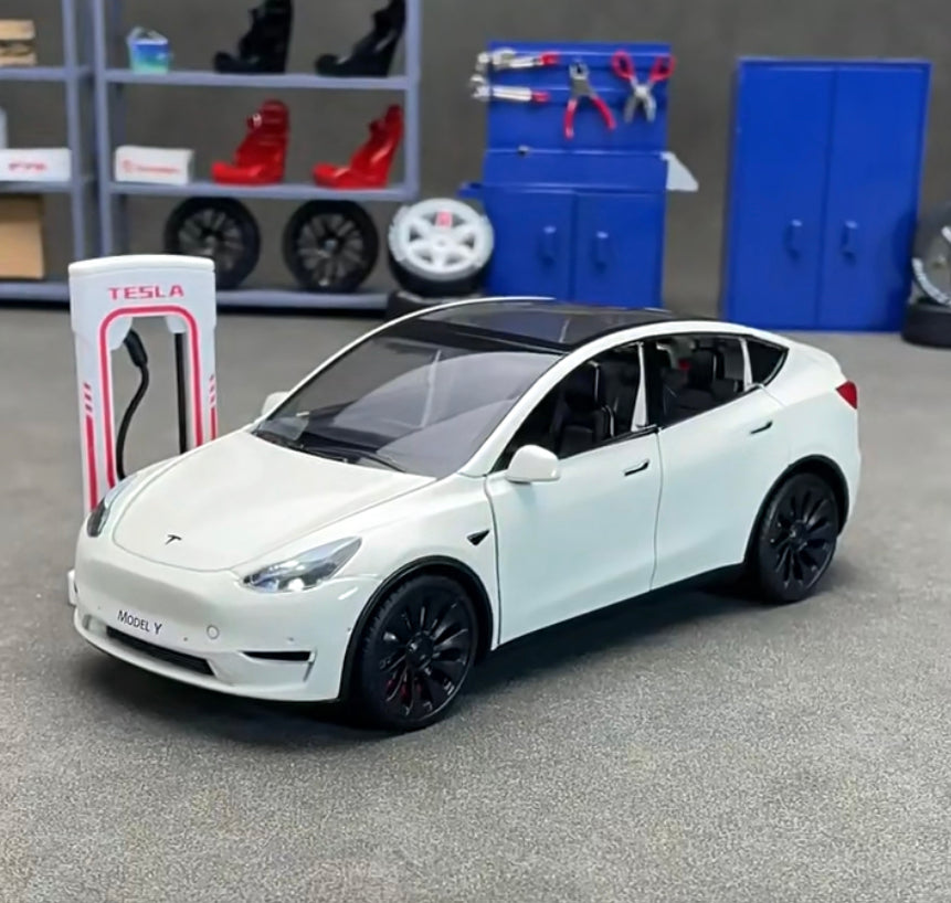 Miniature Tesla Model Y 1:24 - Povcars