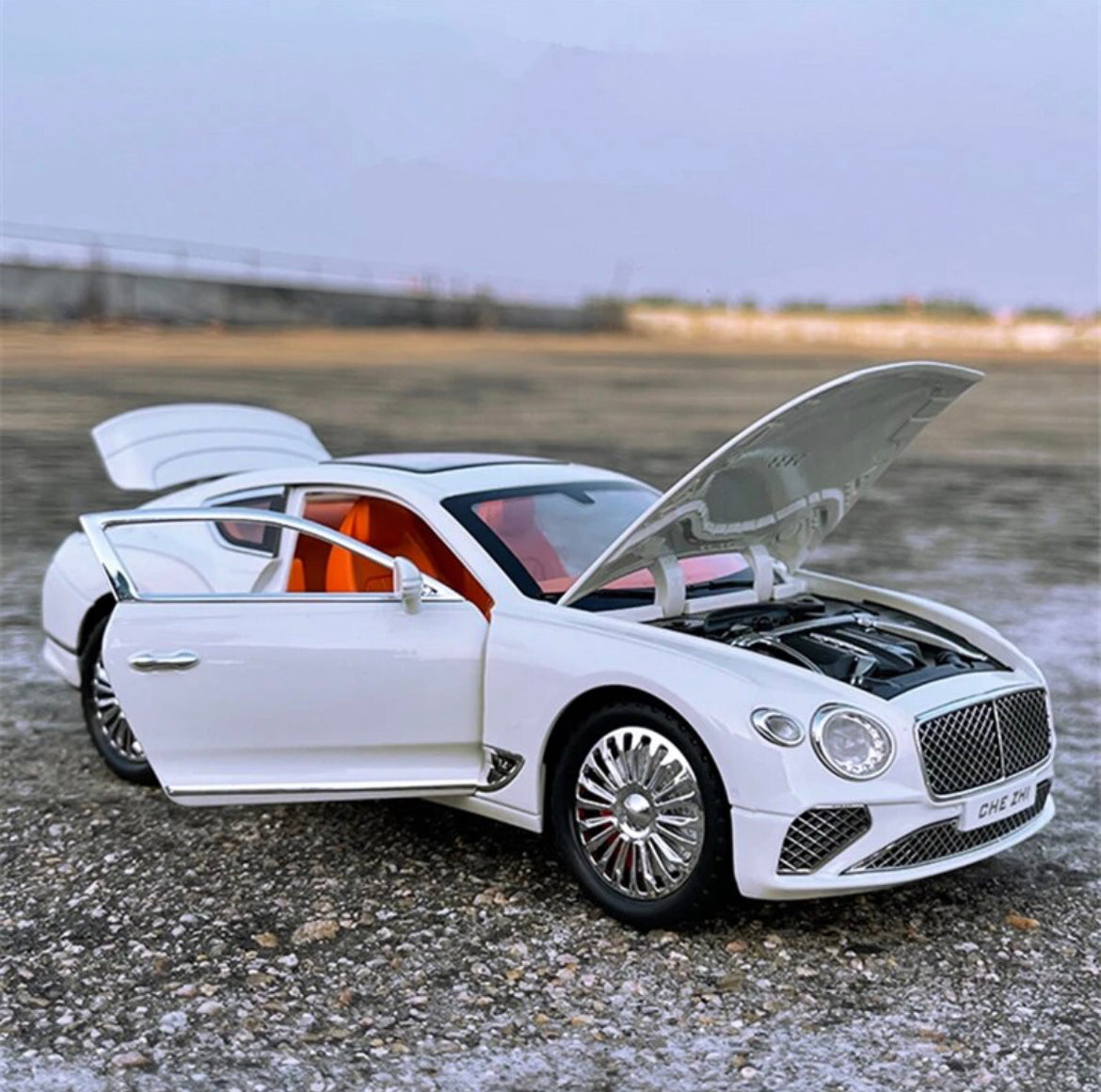 Miniature Bentley Continental GT 1:24 - Povcars