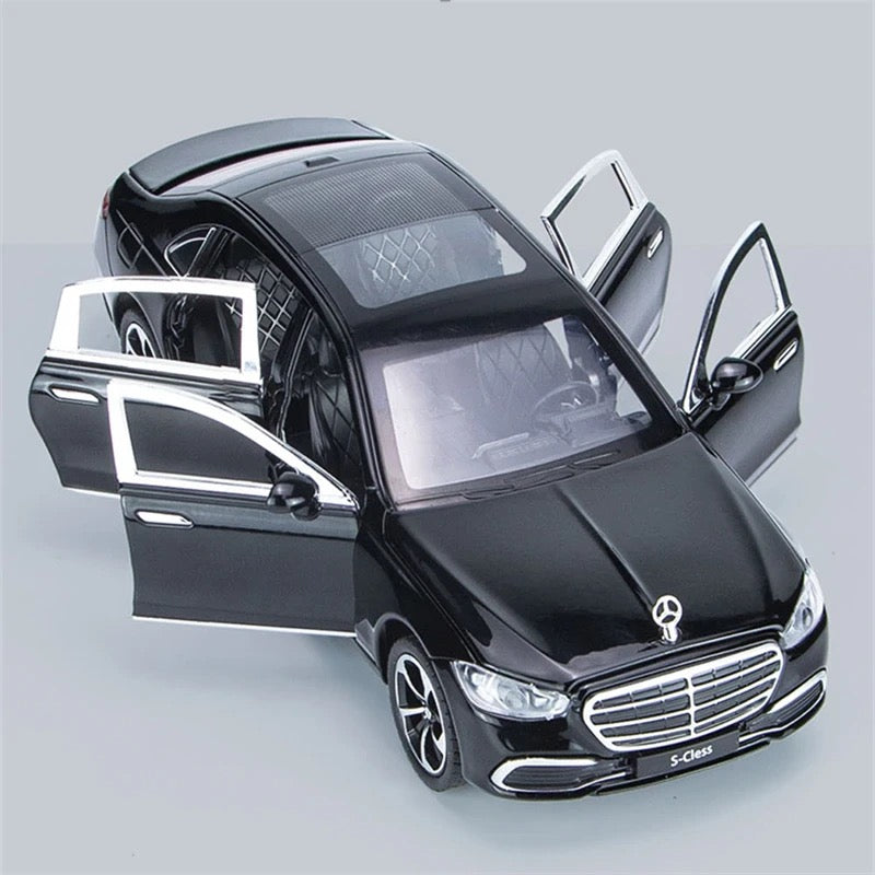 Miniature Mercedes S400 1:24 - Povcars