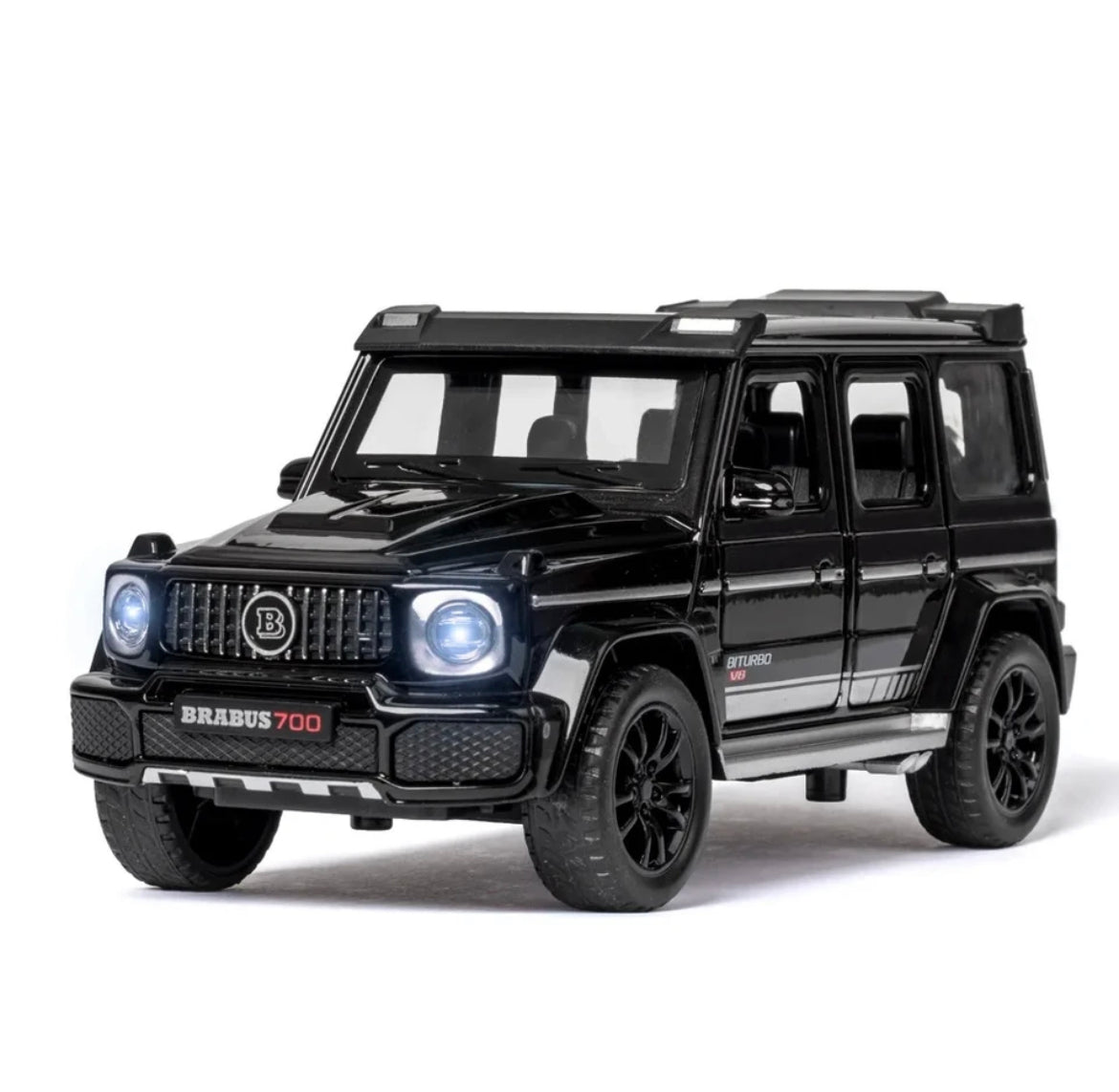 Miniature Mercedes Class G65 G700 BRABUS 1:32