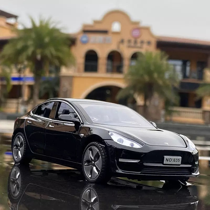 Miniature Tesla Model 3 1:32 - Povcars